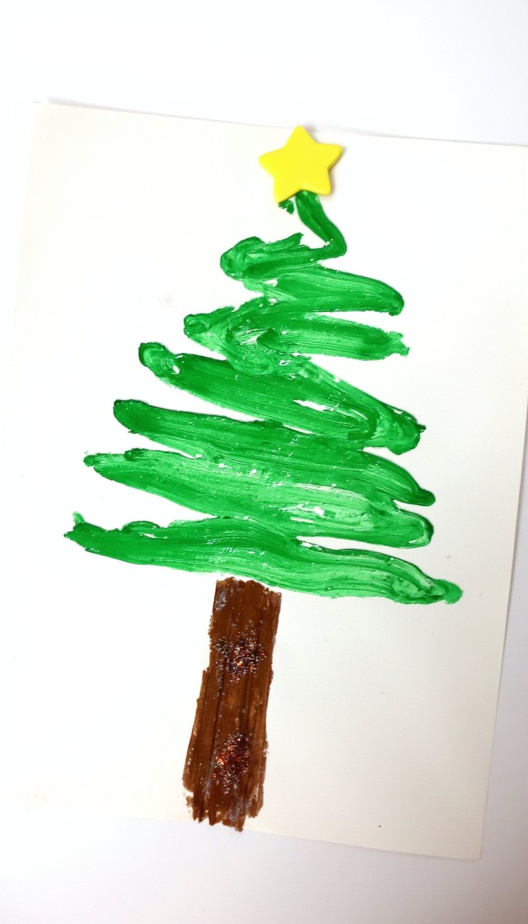16. Fork-Painted Evergreen Trees