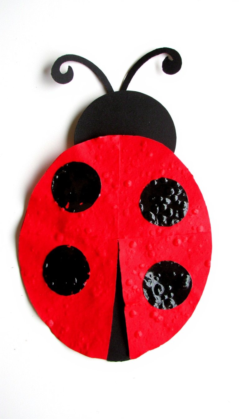 16. Bubble Wrap Printing Fun