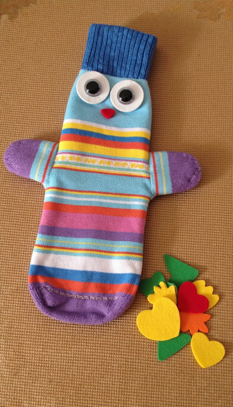 16. Sock Puppet Best Friend