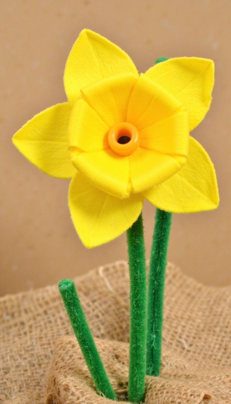 12. Pipe Cleaner & Bead Daffodils