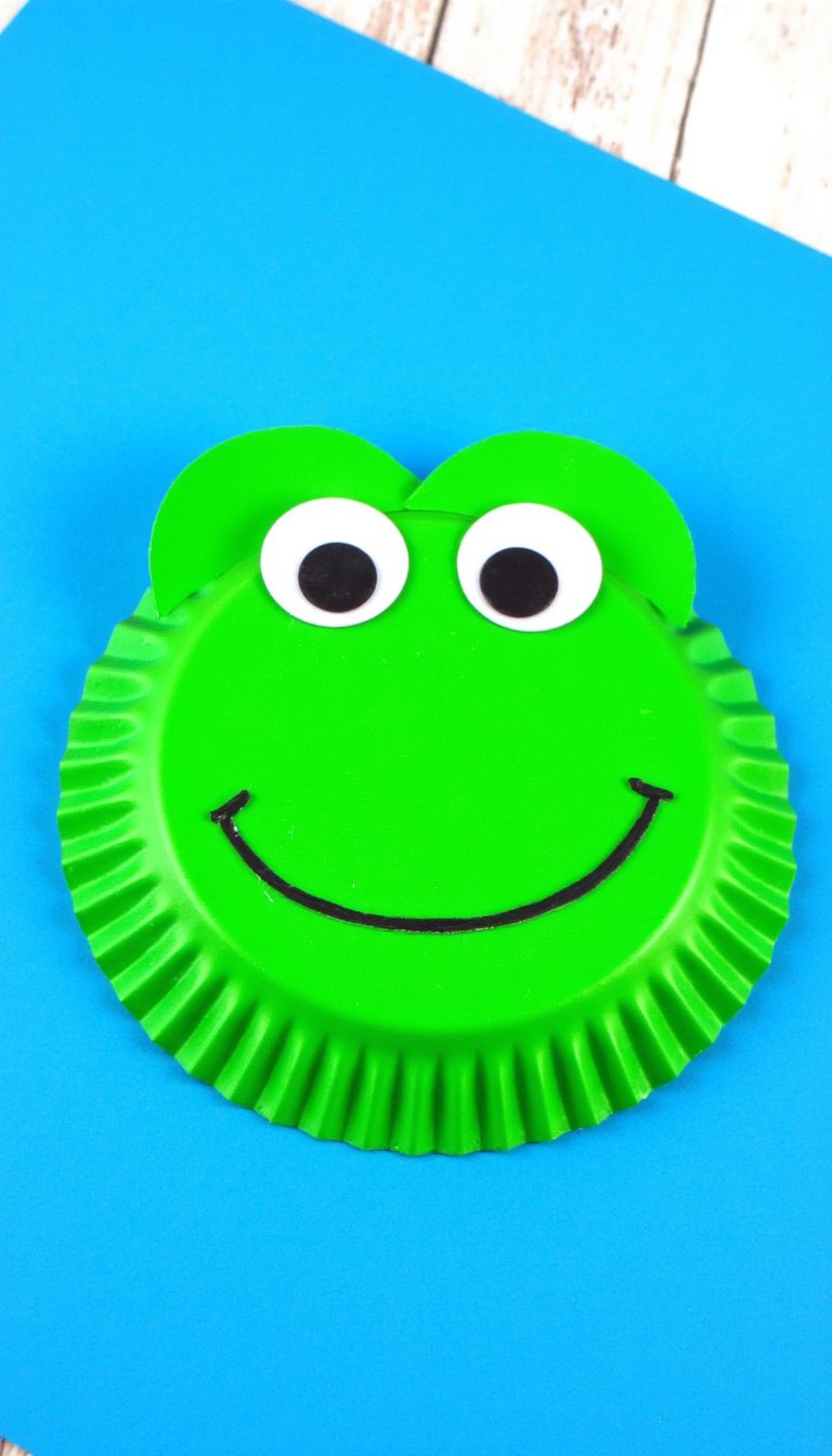 7. Cupcake Liner Frog Face