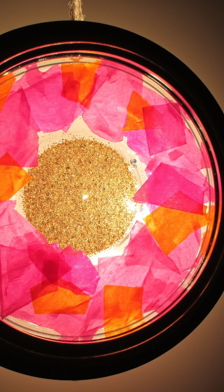 15. Mason Jar Lid Sun Catcher
