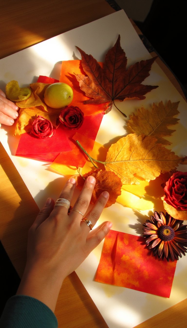 23. Suncatcher Leaf Press