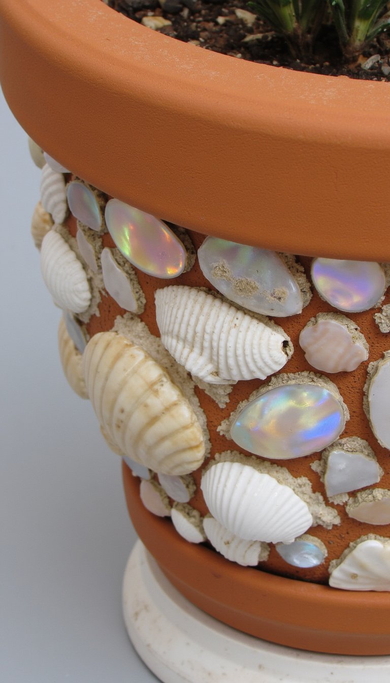 6. A Stunning Mosaic Flower Pot