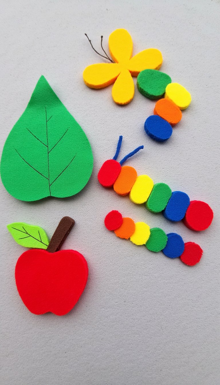 24. Felt Board Story Set